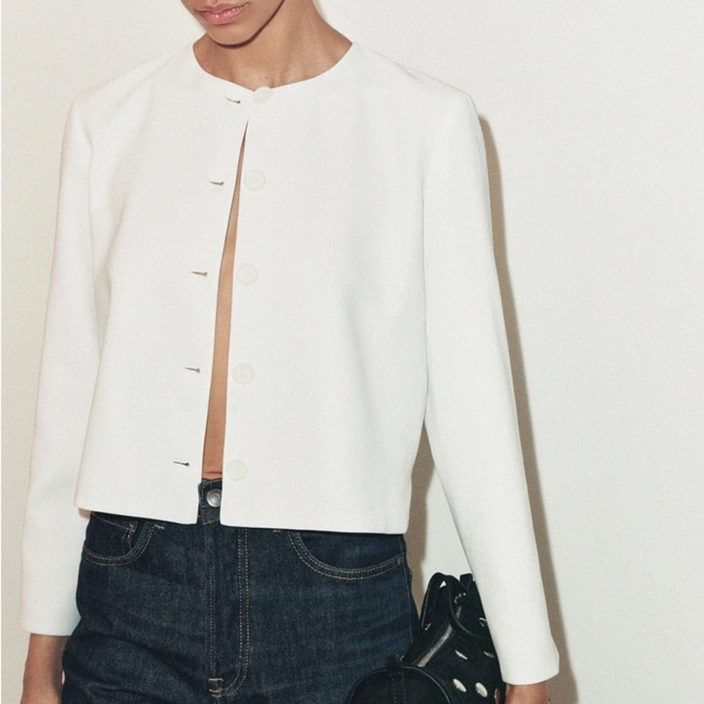Zara Summer White Cropped Round-Neck Button Jacket